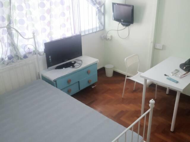 Room for rent