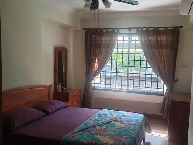 Room for rent in Pasir Ris Drive, Singapore
