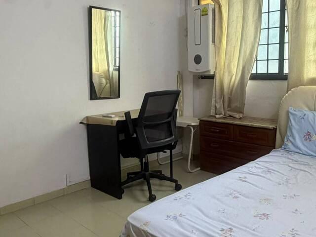 Room for rent