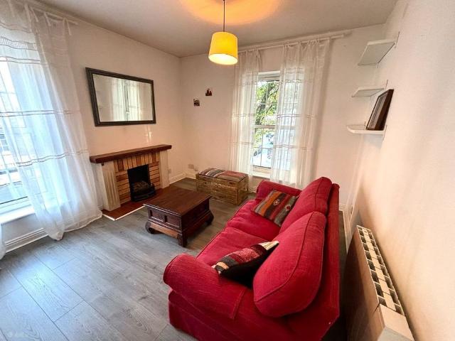 Apartment to rent in Bluebell, North Tipperary