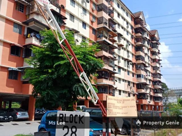 Apartment for sale in Country Heights Damansara, Kuala Lumpur