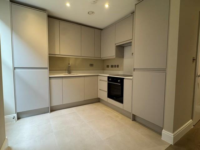 Apartment for rent in Vinters Park, Midway