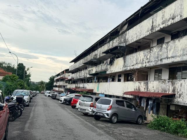 Flat for sale in Bukit Ledang, Johor