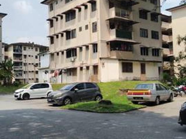Flat for sale in Country Heights Damansara, Kuala Lumpur