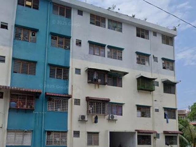 Apartment for sale in Seri Kembangan, Majlis Bandaraya Subang Jaya