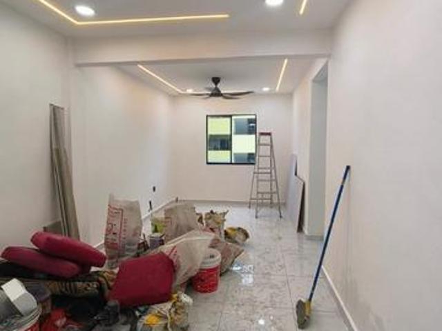 Flat for sale in Pontian
