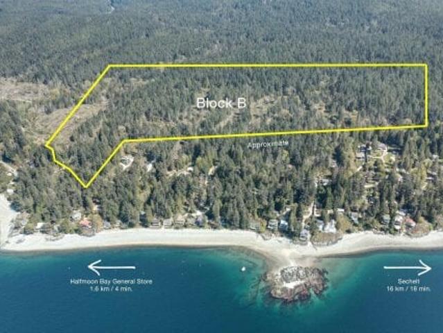Property for sale in Halfmoon Bay, British Columbia