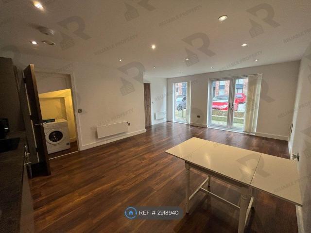 Apartment for rent in Ordsall, Salford