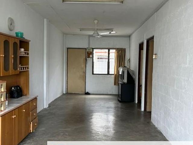 Flat for sale in Kajang, Langat