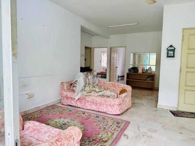 Apartment for sale in Desa Pandan