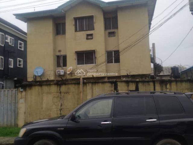 Flat for sale in Gbagada, Lagos