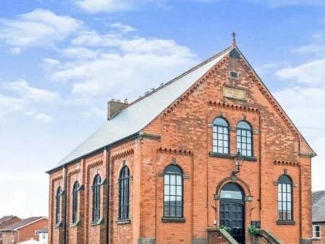 House for sale in Kettlebrook, Staffordshire
