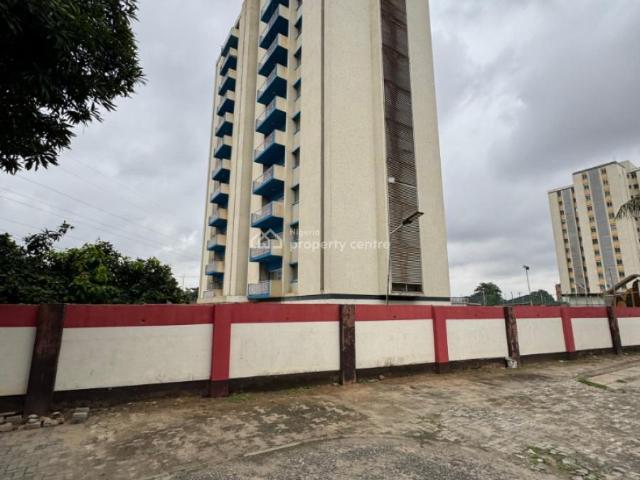 Flat for sale in Surulere , Surulere