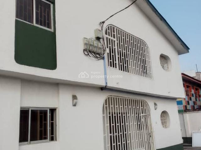 Flat for sale in Alimosho, Abuja