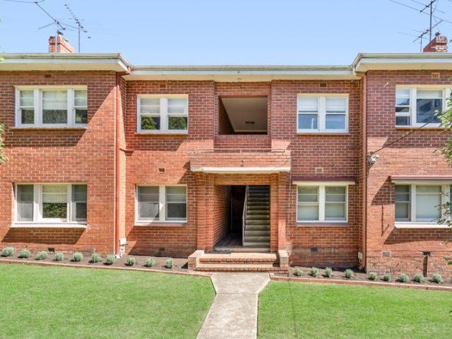 Flat for sale in Camerons Creek, Victoria