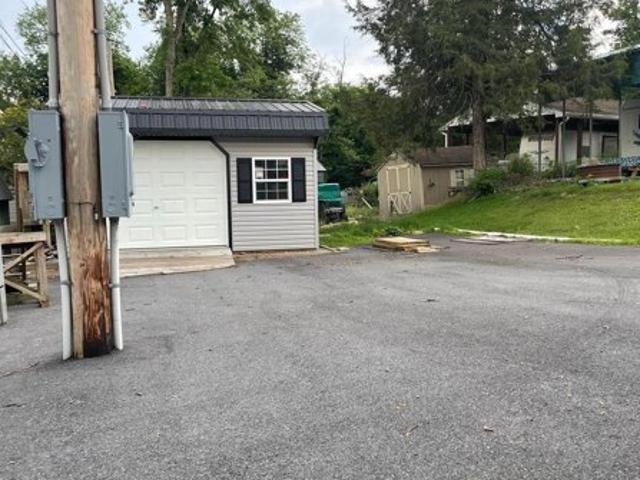 Land for sale in Falling Waters
