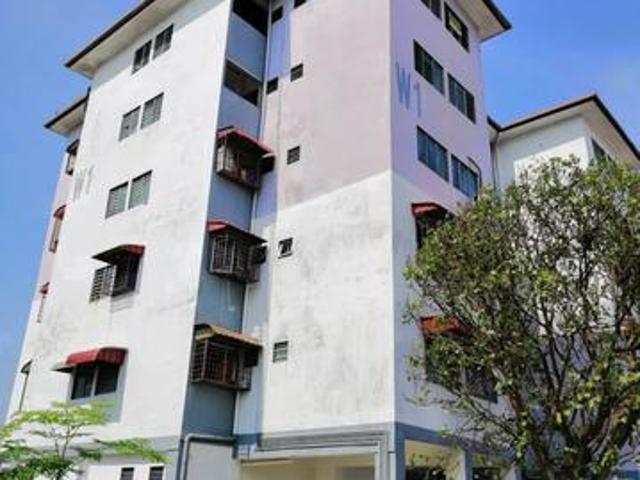 Flat for sale in Kajang, Langat