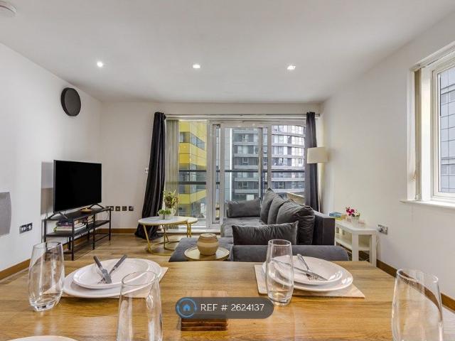 Apartment for rent in Canary Wharf, Greater London