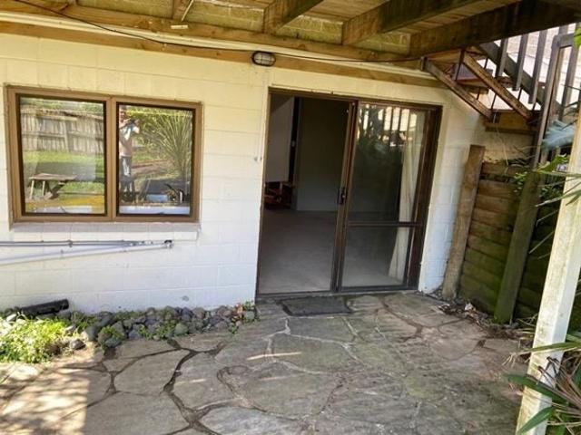 Apartment for rent in Blockhouse Bay, Oroua County