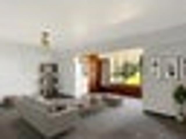 Apartment for rent in Blockhouse Bay
