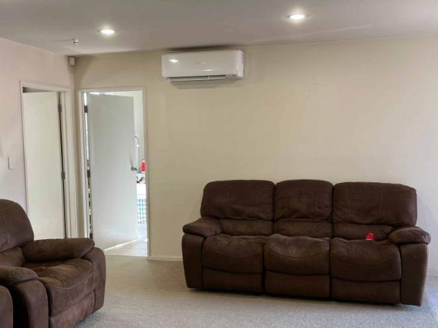 House for rent in Blockhouse Bay, Oroua County