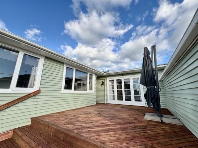 House for rent in Blockhouse Bay, Oroua County