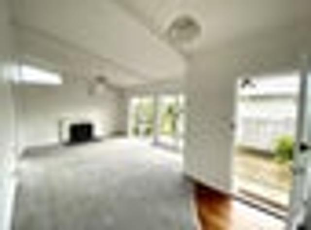 House for rent in Blockhouse Bay, Oroua County