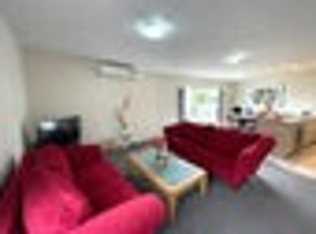 House for rent in Lynfield, Oroua County