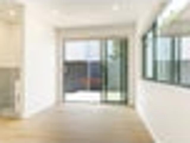 Townhouse for rent in Blockhouse Bay