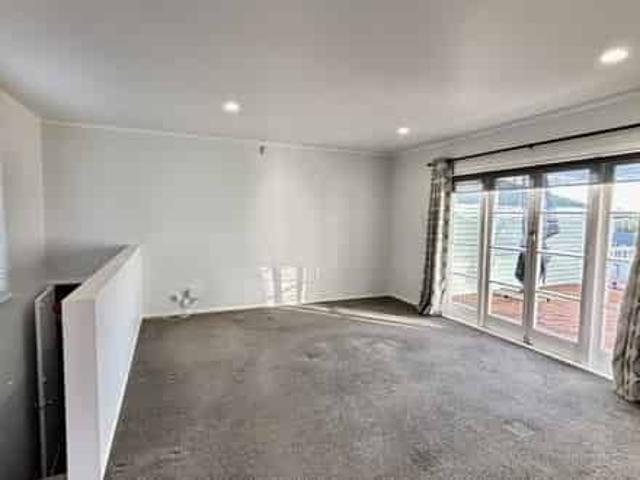 House for rent in Blockhouse Bay, Oroua County