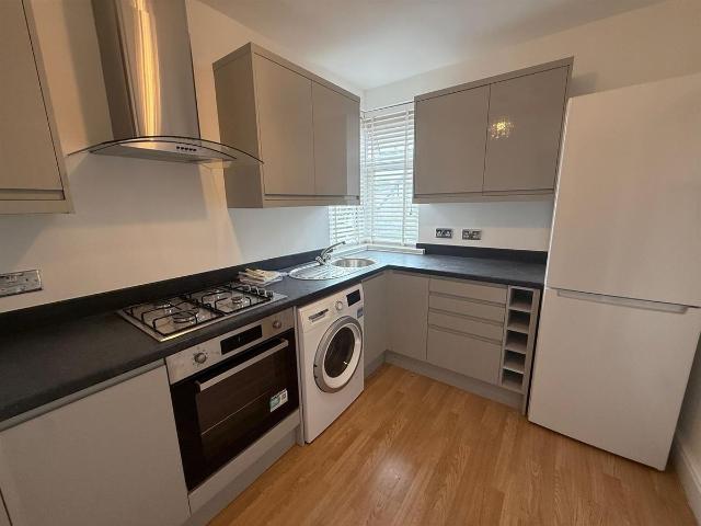Room for rent in North Wembley, Greater London