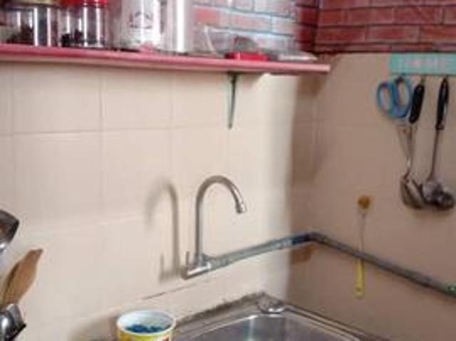 Flat for sale in Petaling, Damansara Damai