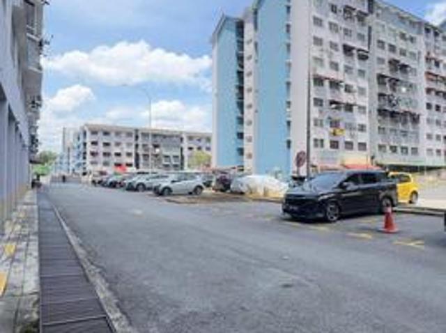 Apartment for sale in Country Heights Damansara, Kuala Lumpur