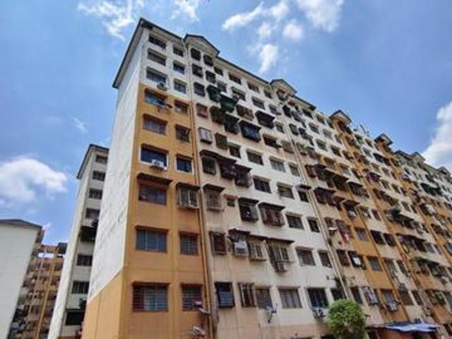 Flat for sale in Selayang, Selangor