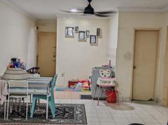 Apartment for sale in Petaling, Damansara Damai