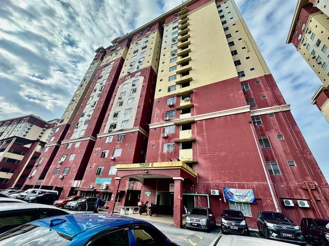 Apartment for sale in Petaling, Damansara Damai