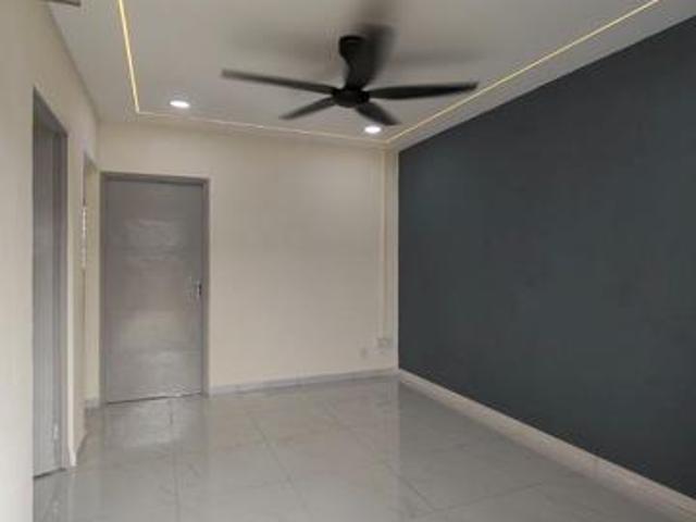 Flat for sale in Tampoi, Johor Bahru