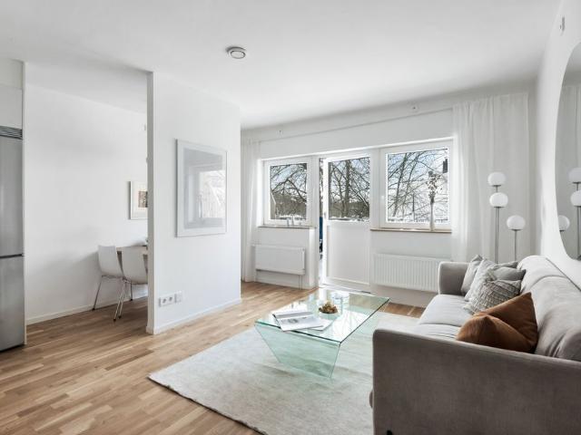 Lägenhet hyra i Hässelby-Vällingby, Stockholm