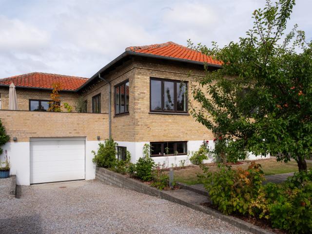Villa til salg i Kongens Lyngby  , Brøndby