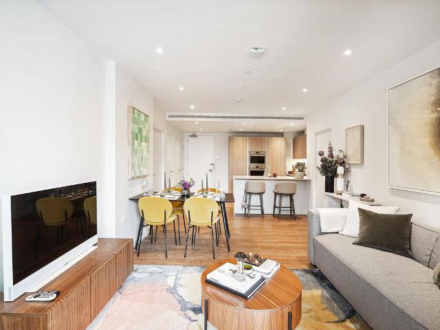 Apartment for rent in Nine Elms, Greater London