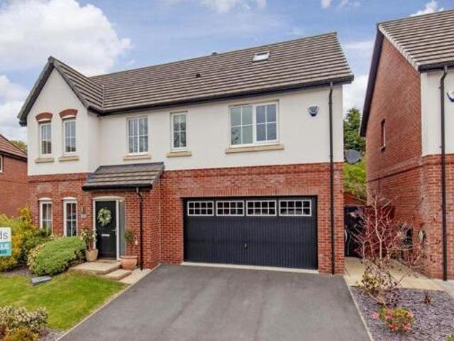 House for sale in Kedleston, East Midlands
