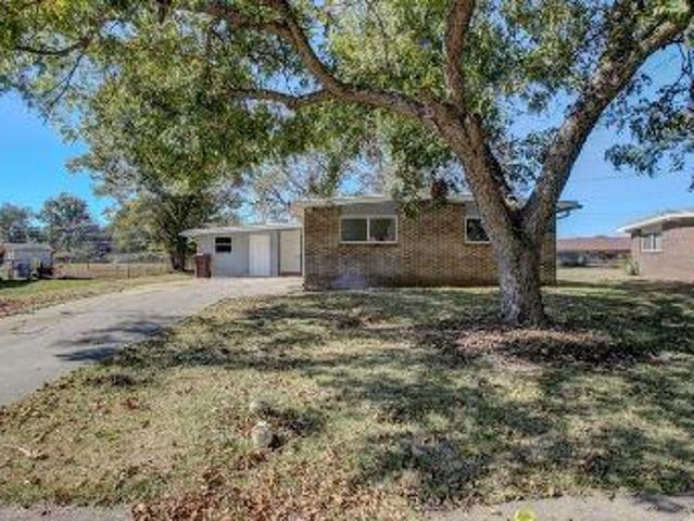 House for sale in Pine Bluff