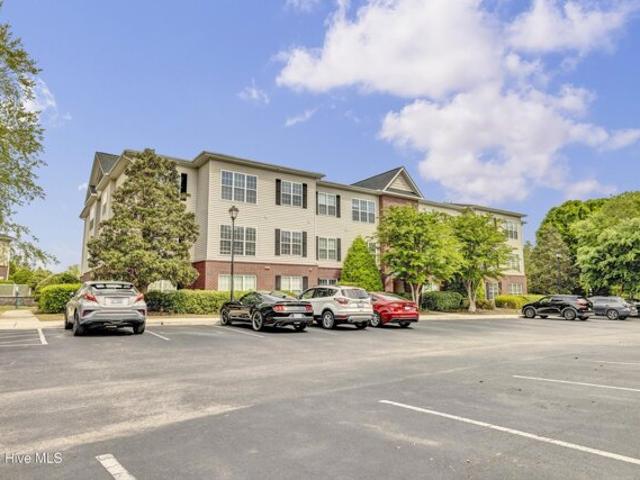 Condo for sale in Wilmington