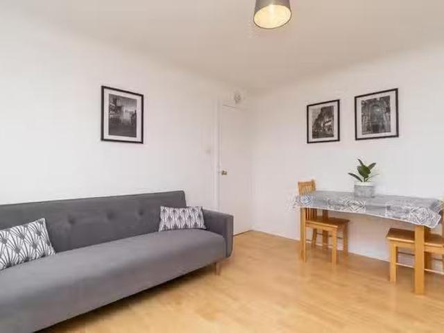 Apartment for rent in Bloomfield, Dulcote