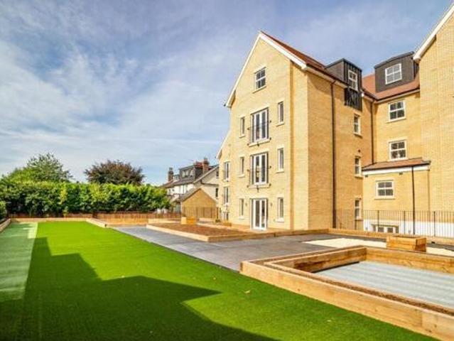 House for sale in Roundwood, St Albans