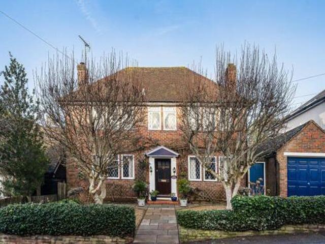 House for sale in Roundwood, St Albans