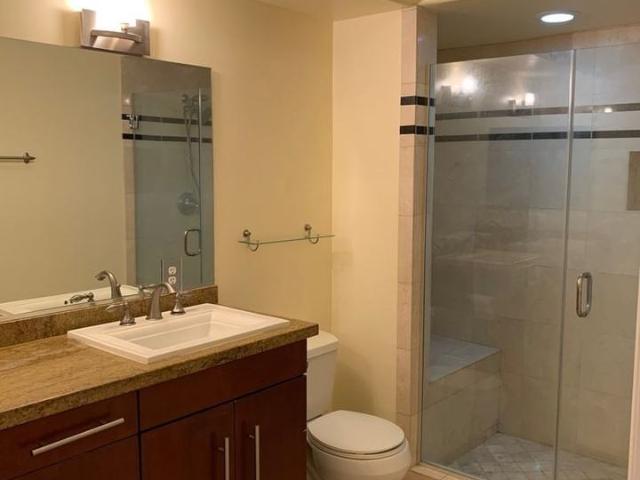 Apartment for rent in Canoga Park, California