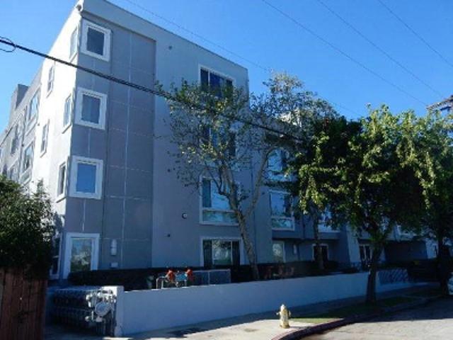 Condo for sale in Canoga Park, California
