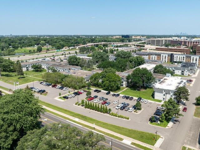 Apartment for rent in Hennepin, Minnesota