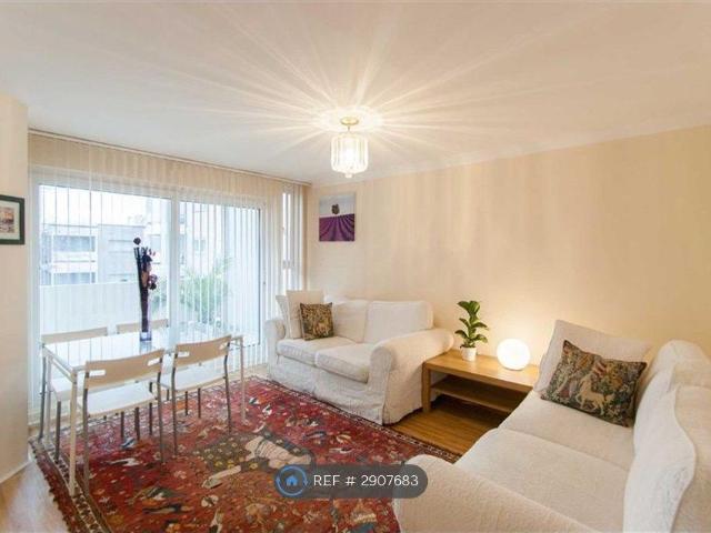 Apartment for rent in London Borough of Ealing, Greater London